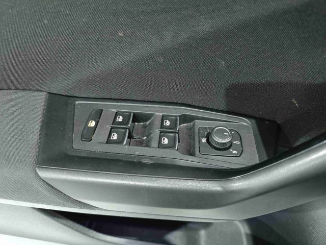 VOLKSWAGEN T-Roc usata, con Specchietti laterali elettrici
