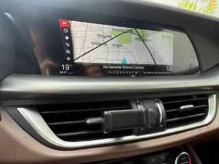 ALFA ROMEO Stelvio usata, con Chiusura centralizzata senza chiave