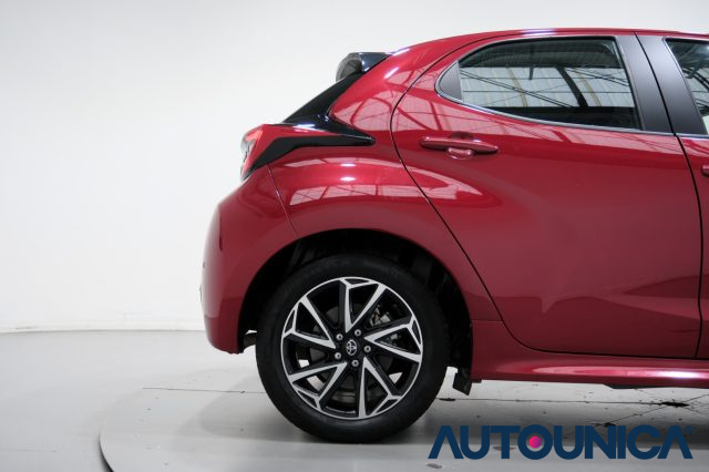 TOYOTA Yaris usata 48