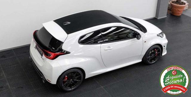 TOYOTA Yaris usata, con Airbag Passeggero