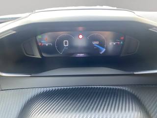 PEUGEOT 2008 usata, con Autoradio digitale