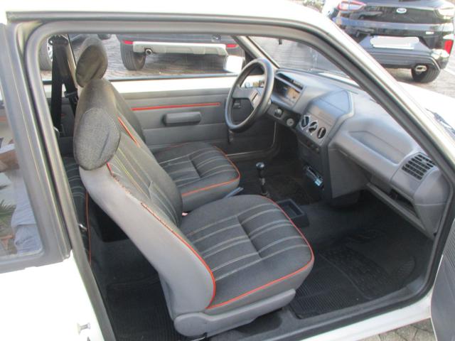 PEUGEOT 205 usata 7