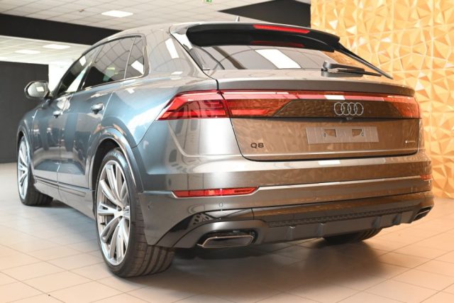 AUDI Q8 usata 2