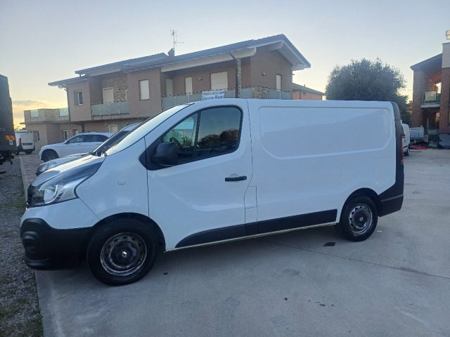 RENAULT Trafic usata, con ABS