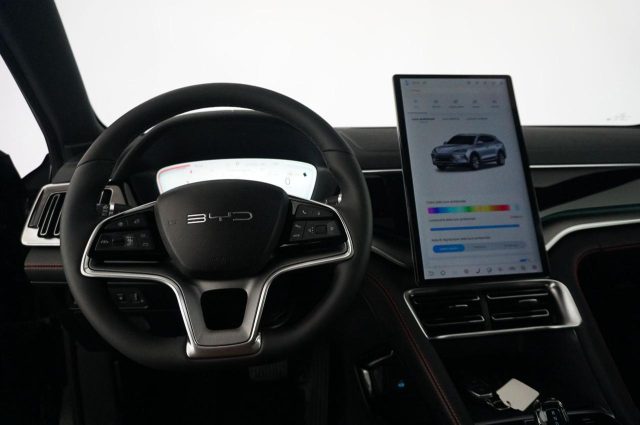 BYD Seal U usata, con Boardcomputer