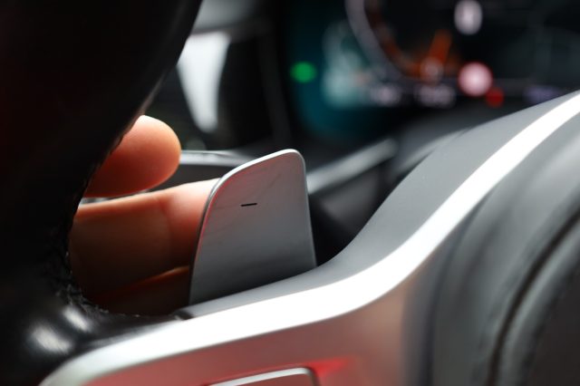 BMW 730 usata, con Bluetooth