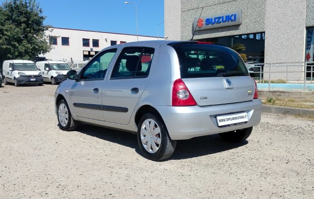RENAULT Clio usata, con Climatizzatore