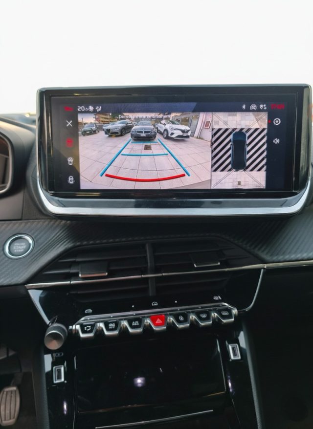PEUGEOT 2008 usata, con Chiusura centralizzata