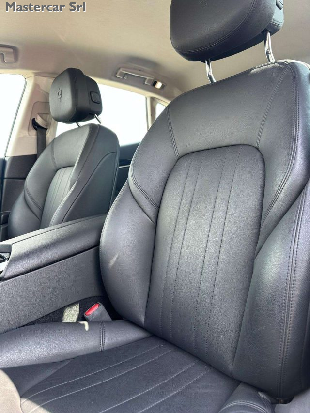 MASERATI Levante usata, con Park Distance Control