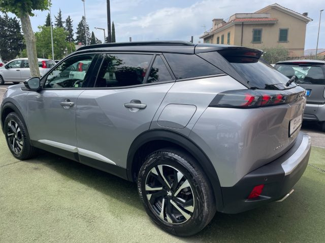 PEUGEOT 2008 usata, con Autoradio