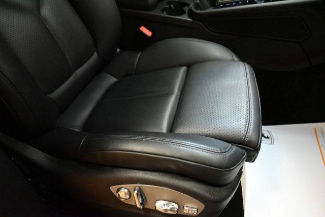 PORSCHE Macan usata 89