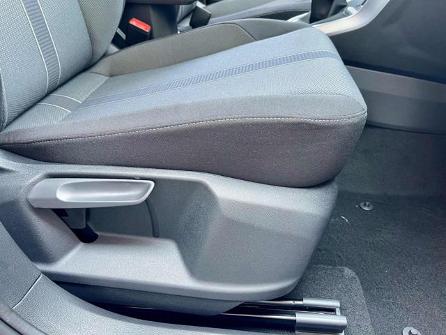 VOLKSWAGEN T-Roc usata, con Autoradio digitale