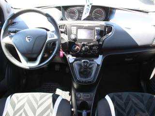 LANCIA Ypsilon usata, con Sedile posteriore sdoppiato