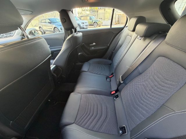 MERCEDES-BENZ A 180 usata, con Sedili riscaldati