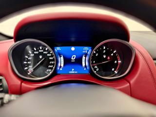 MASERATI Levante usata, con Fendinebbia