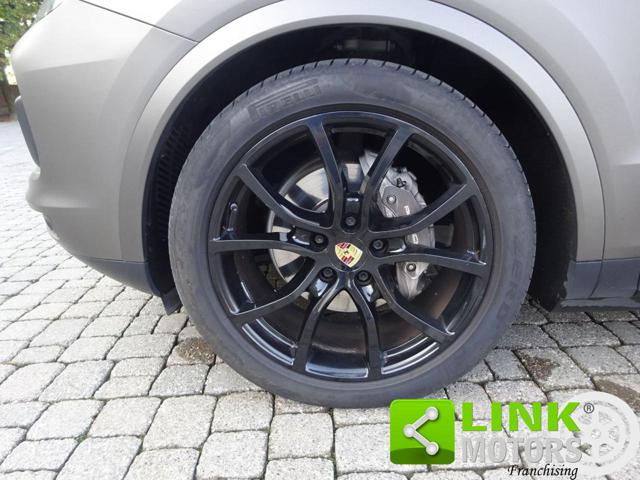 PORSCHE Cayenne usata, con Bracciolo