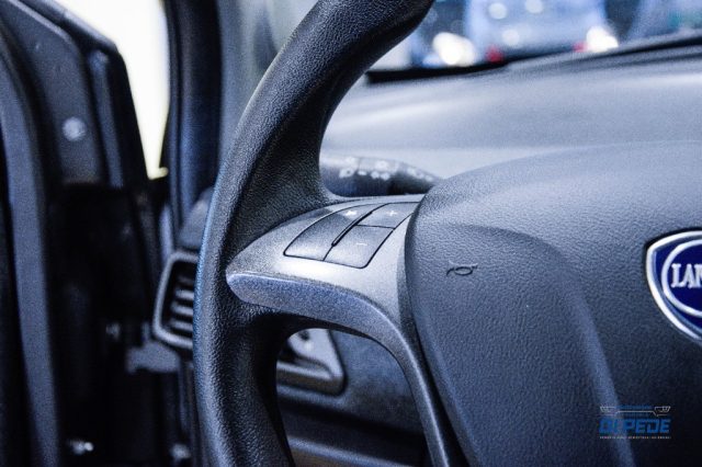 LANCIA Ypsilon usata 24