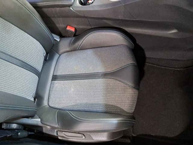 PEUGEOT 3008 usata, con Cruise Control