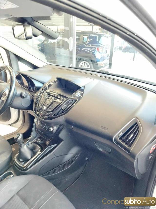 FORD B-Max usata, con Specchietti laterali elettrici