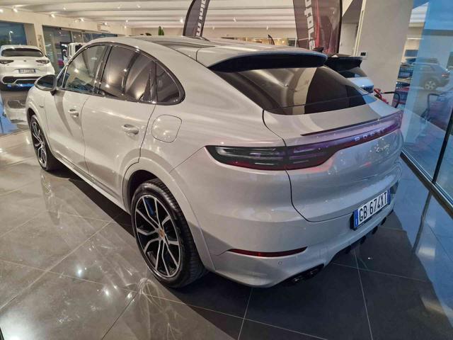 PORSCHE Cayenne usata, con Interni in pelle