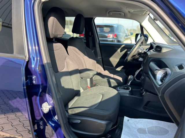 JEEP Renegade usata, con USB