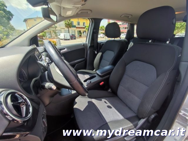 MERCEDES-BENZ B 180 usata, con Climatizzatore