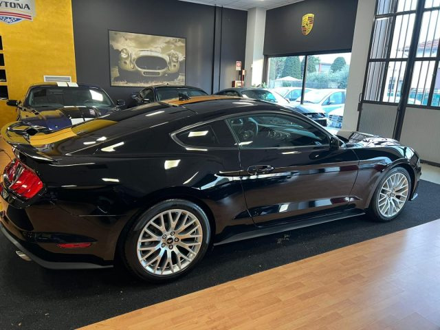 FORD Mustang usata, con Autoradio