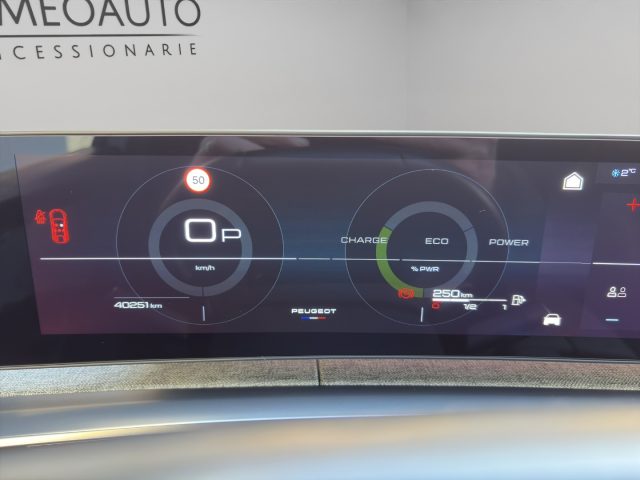 PEUGEOT 3008 usata, con Sistema di navigazione