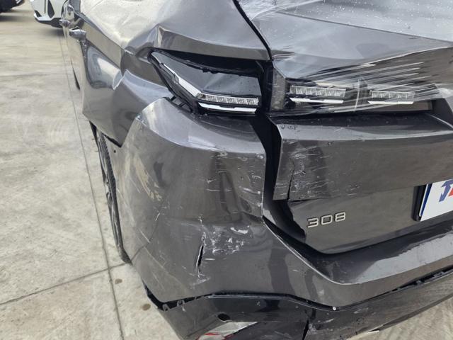 PEUGEOT 308 usata, con Park Distance Control