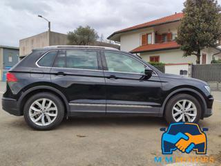 VOLKSWAGEN Tiguan usata, con Airbag laterali