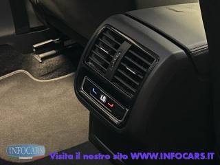 VOLKSWAGEN Passat Variant usata, con USB