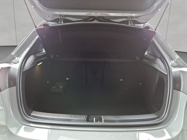 MERCEDES-BENZ A 180 usata, con Interni in pelle