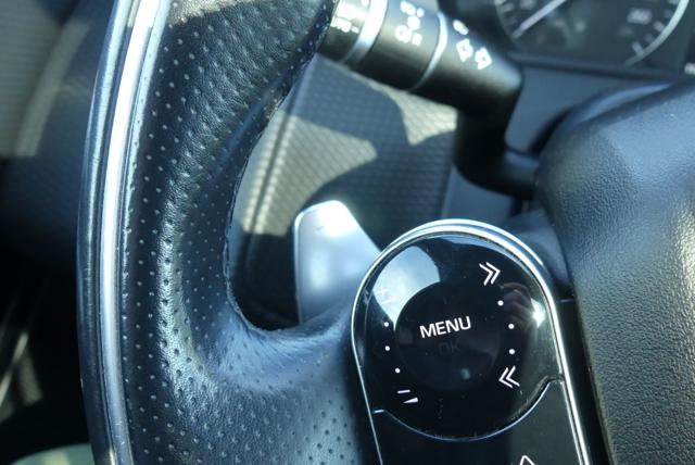 LAND ROVER Range Rover Velar usata, con Pneumatici quattro stagioni