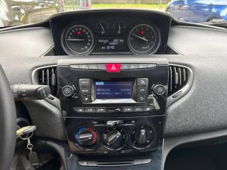 LANCIA Ypsilon usata, con Sedile posteriore sdoppiato