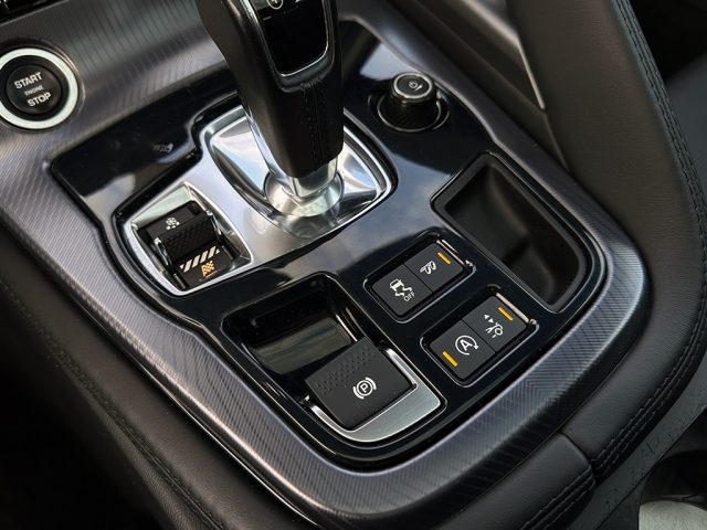 JAGUAR F-Type usata 56