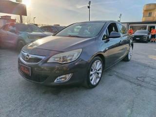 OPEL Astra usata, con Airbag