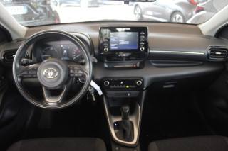 TOYOTA Yaris usata, con Fendinebbia