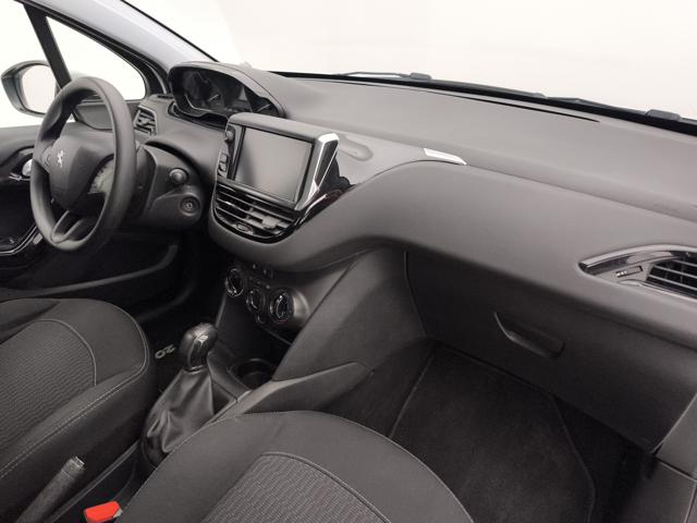 PEUGEOT 208 usata, con Hill holder