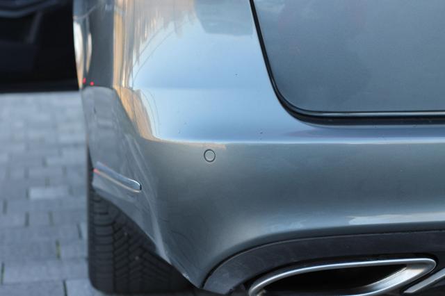 MERCEDES-BENZ E 200 usata, con Interni in pelle