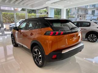 PEUGEOT 2008 usata, con Touch screen