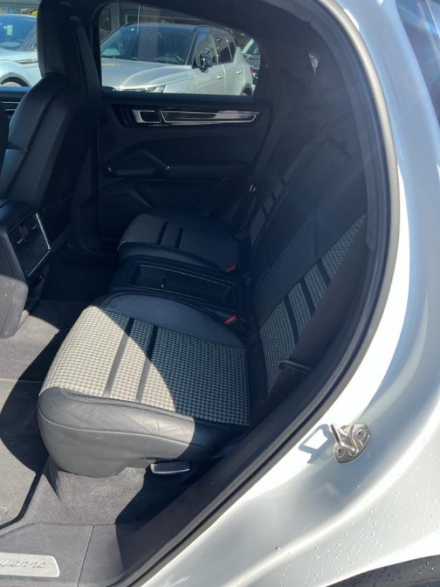 PORSCHE Cayenne usata, con ESP