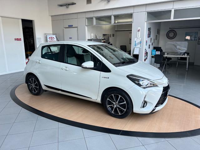 TOYOTA Yaris usata, con Airbag laterali