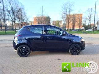 LANCIA Ypsilon usata, con Park Distance Control