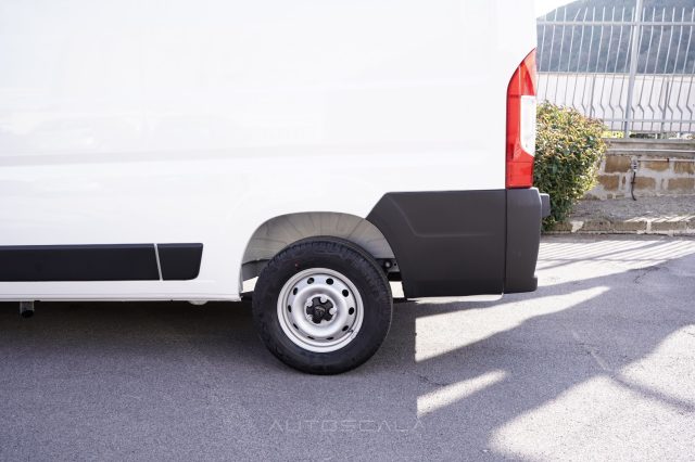 PEUGEOT Boxer usata, con Sensori di parcheggio posteriori