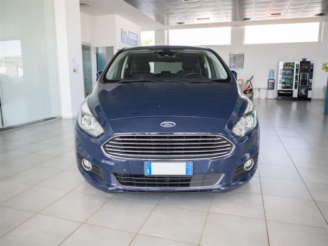 FORD S-Max usata, con Alzacristalli elettrici