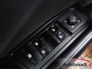 VOLKSWAGEN T-Roc usata, con Apple CarPlay