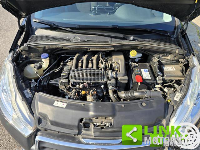 PEUGEOT 208 usata, con Vivavoce