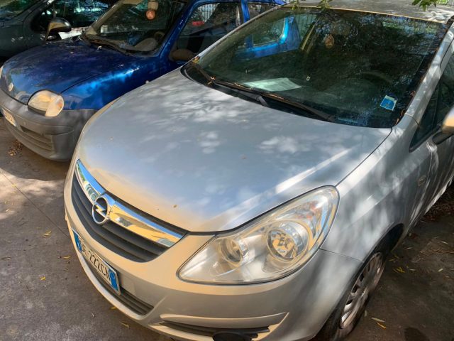 OPEL Corsa usata, con Airbag