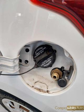 HYUNDAI i10 usata 20