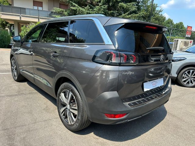 PEUGEOT 5008 usata, con Alzacristalli elettrici